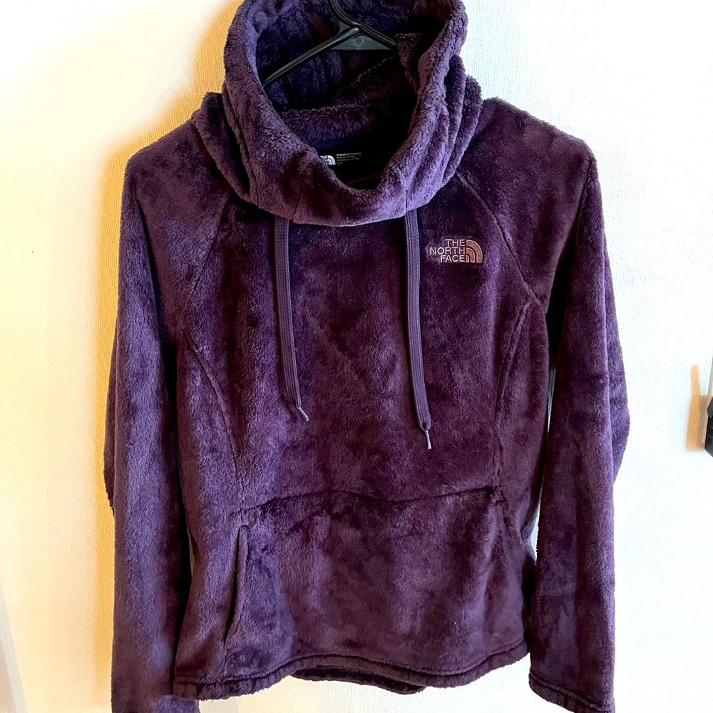 The North Place fleece pullover jacket